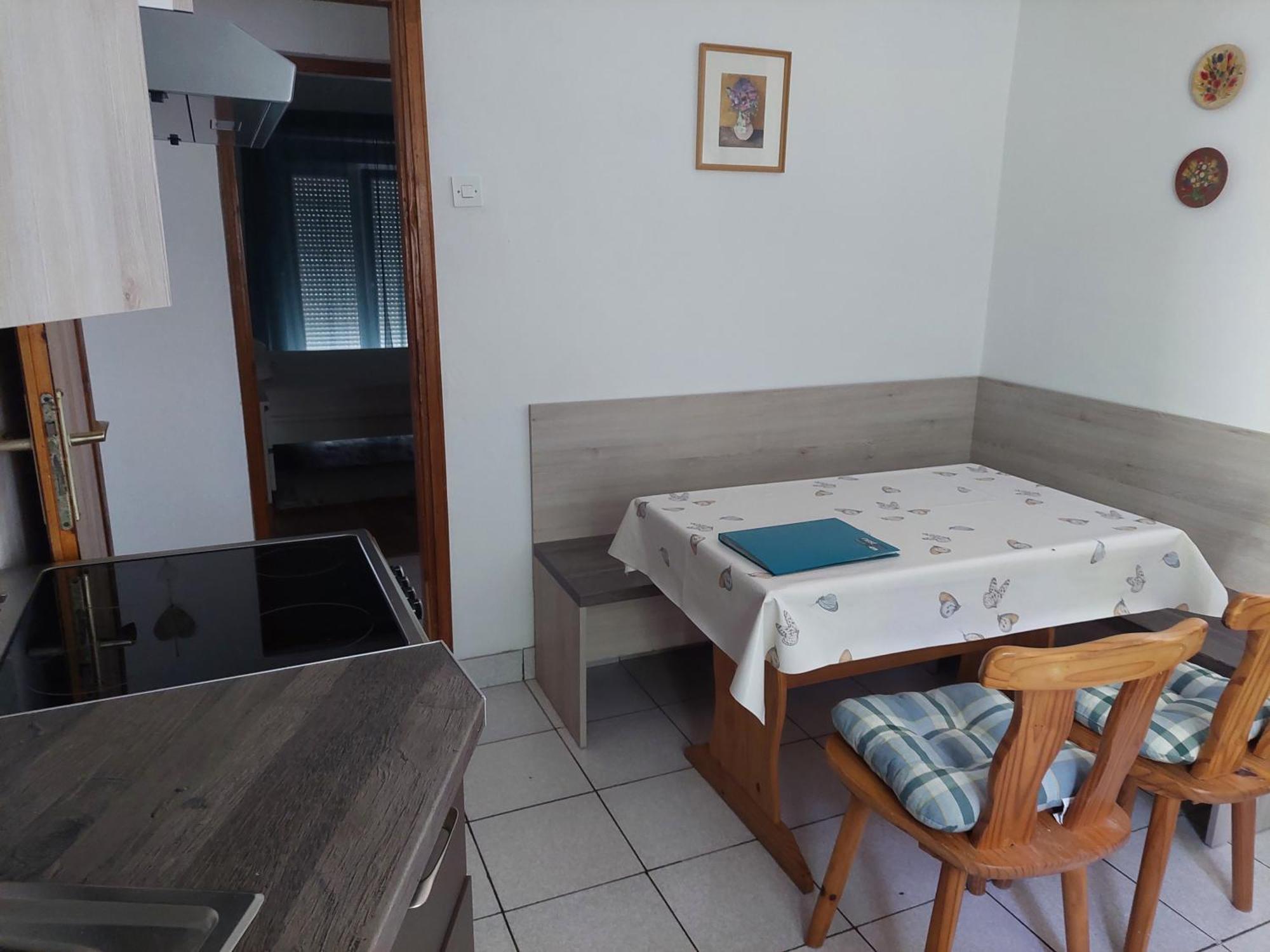 Apartmani Mujagic Batomalj Exteriör bild